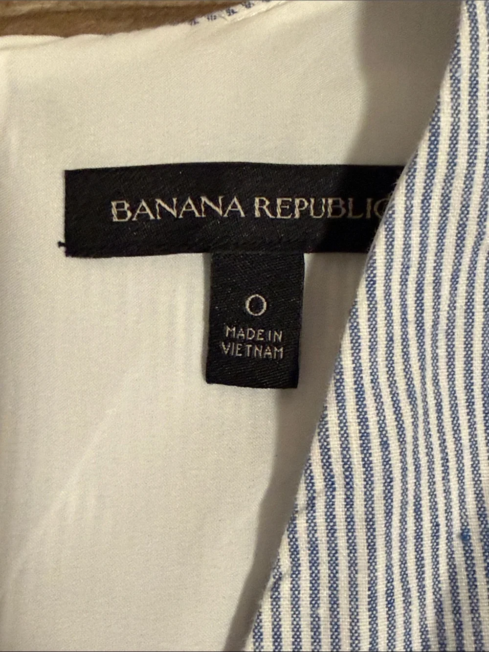 Banana Republic S/S Linen Blend Wrap Shorts Romper Sz. 0 Blue Pinstripe Coastal